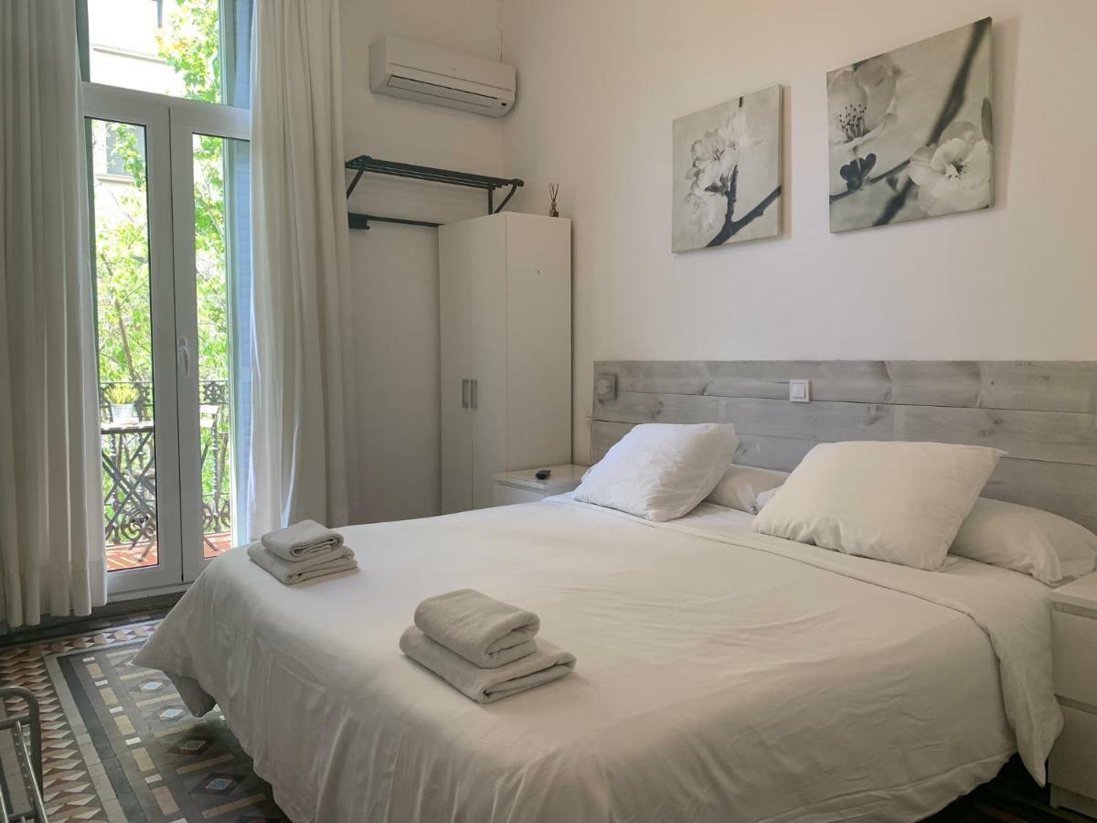 Eixample Gasthof 2*